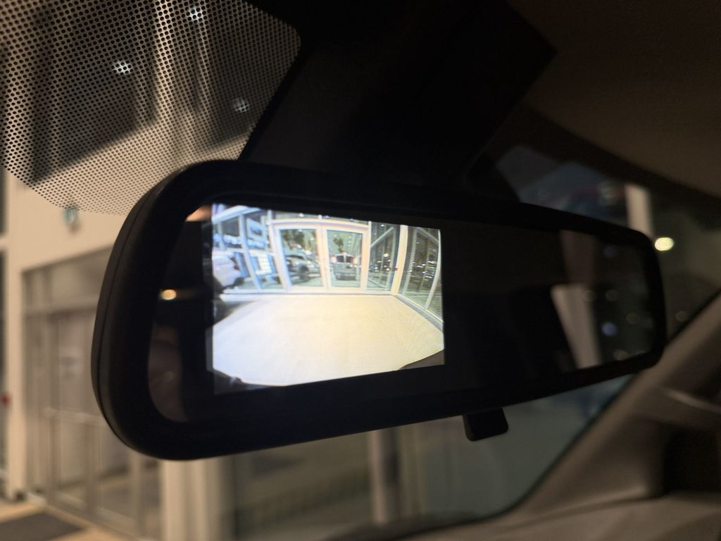 GMC Savana Passenger 3500 LT 155'' 2025 à Victoriaville, Québec - 18 - w1024h768px