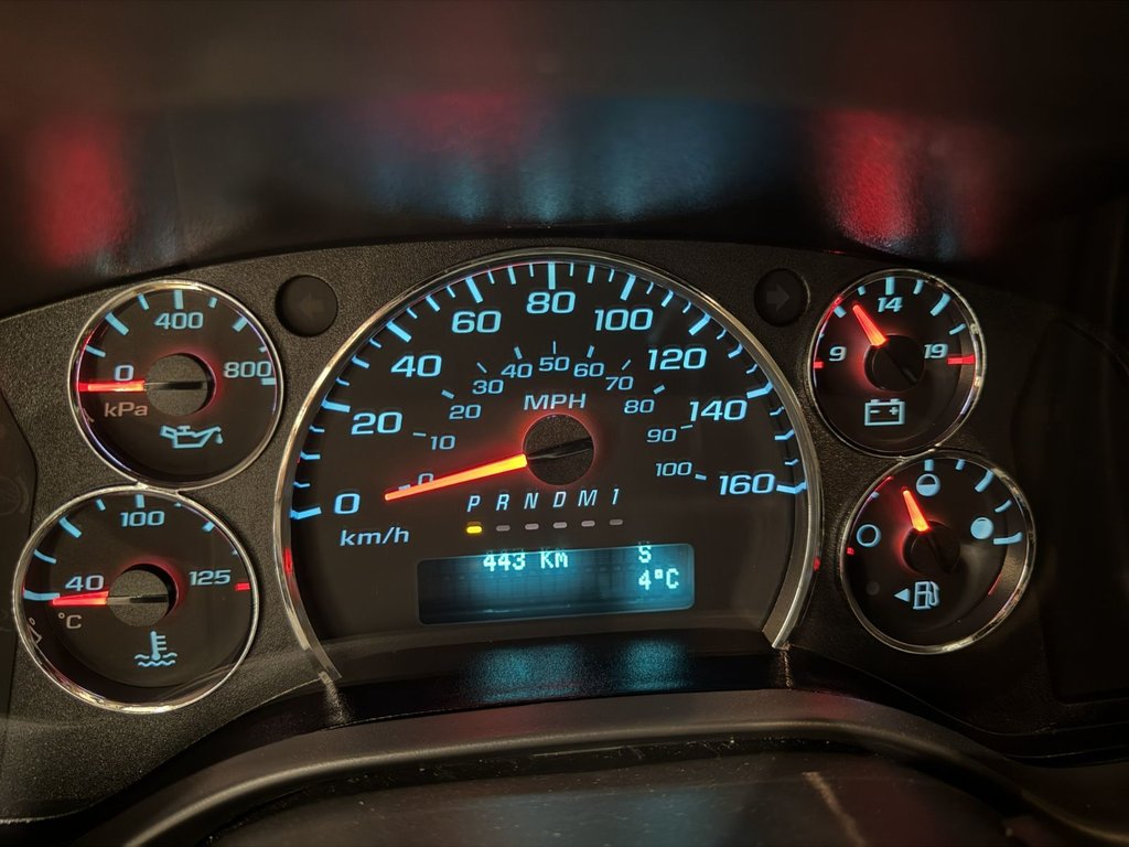 GMC Savana Passenger 3500 LT 155'' 2025 à Victoriaville, Québec - 20 - w1024h768px