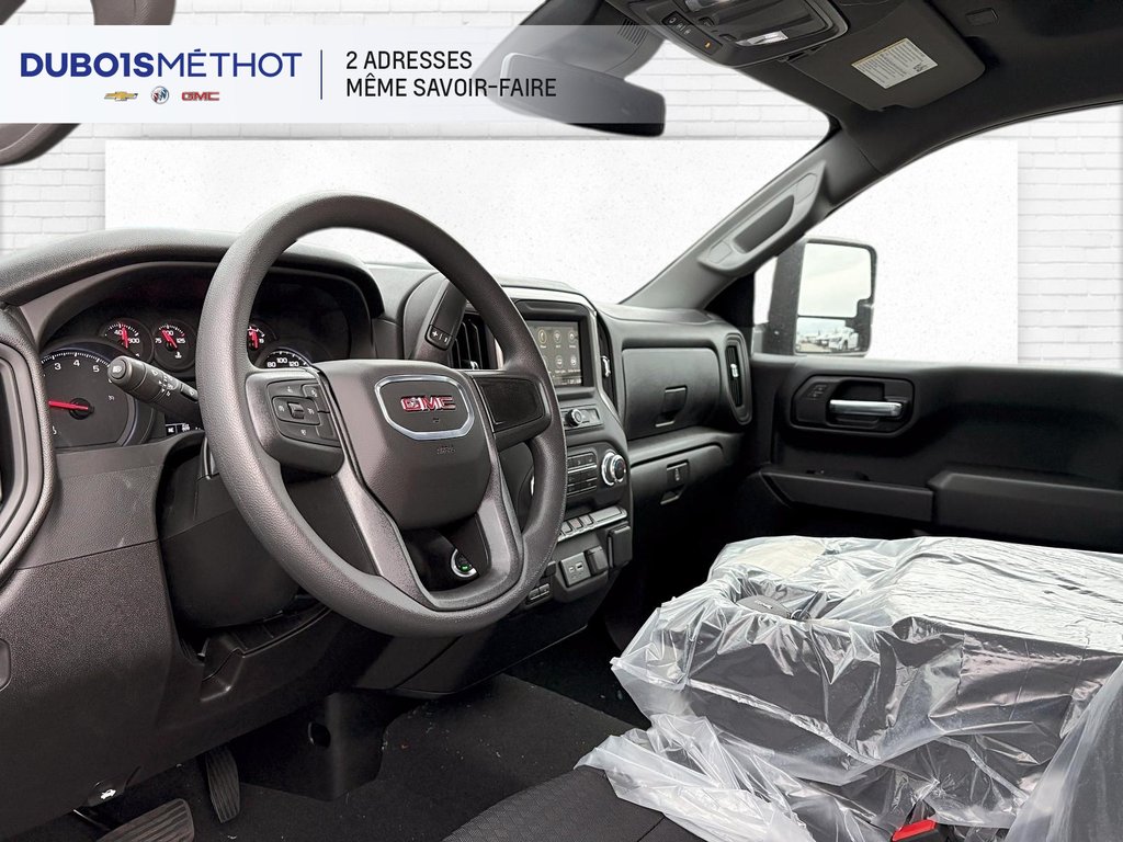 GMC SIERRA 1500 PRO CREW 4RM Pro 2026 à Plessisville, Québec - 4 - w1024h768px