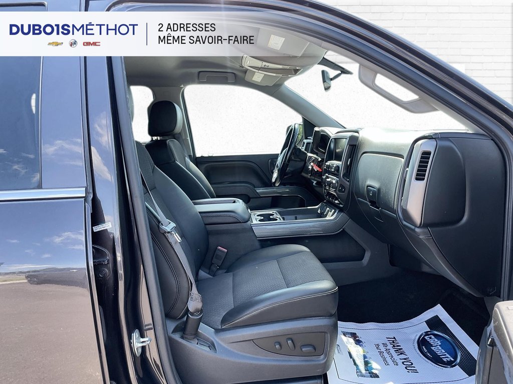 GMC Sierra 1500 SLE, ALL-TERRAIN, 4X4, CREW, CONSOLE Z71 !!! 2014 à Victoriaville, Québec - 15 - w1024h768px