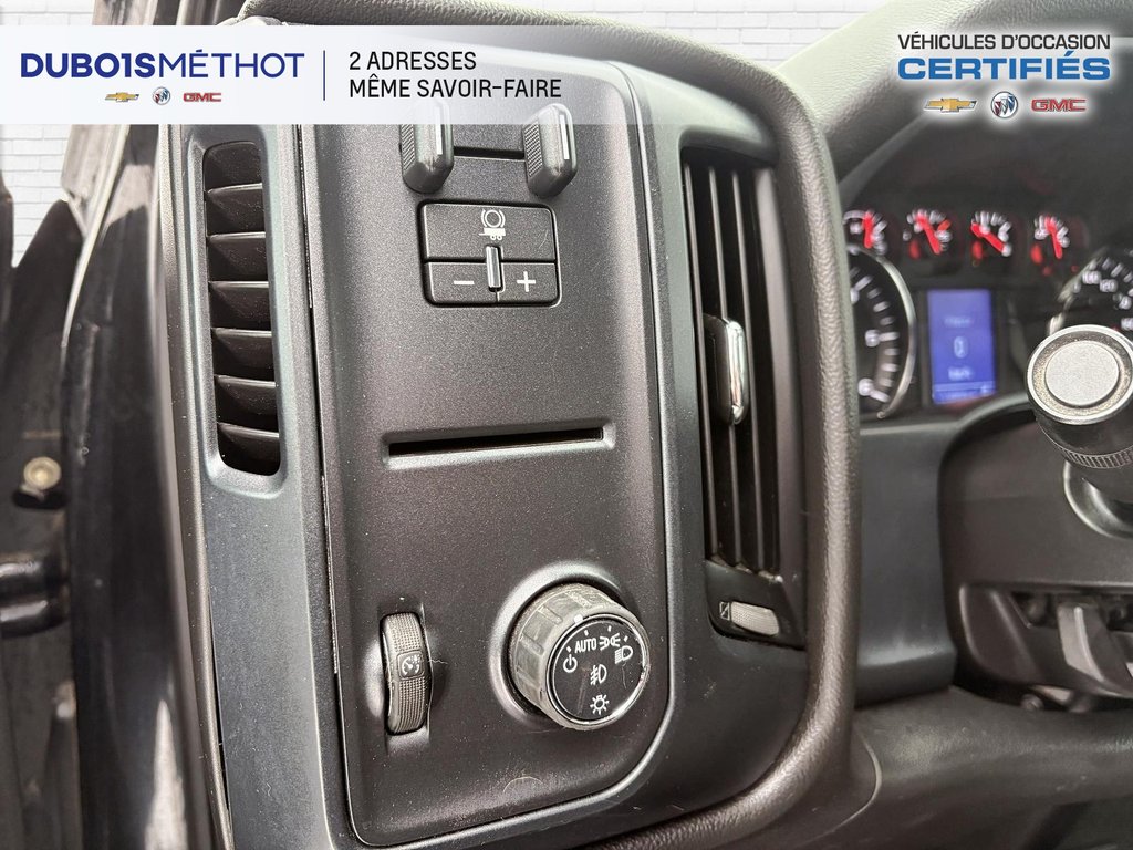 2018 GMC Sierra 1500 BASE, ELEVATION, V8 5.3L, 4x4 !!! in Victoriaville, Quebec - 18 - w1024h768px