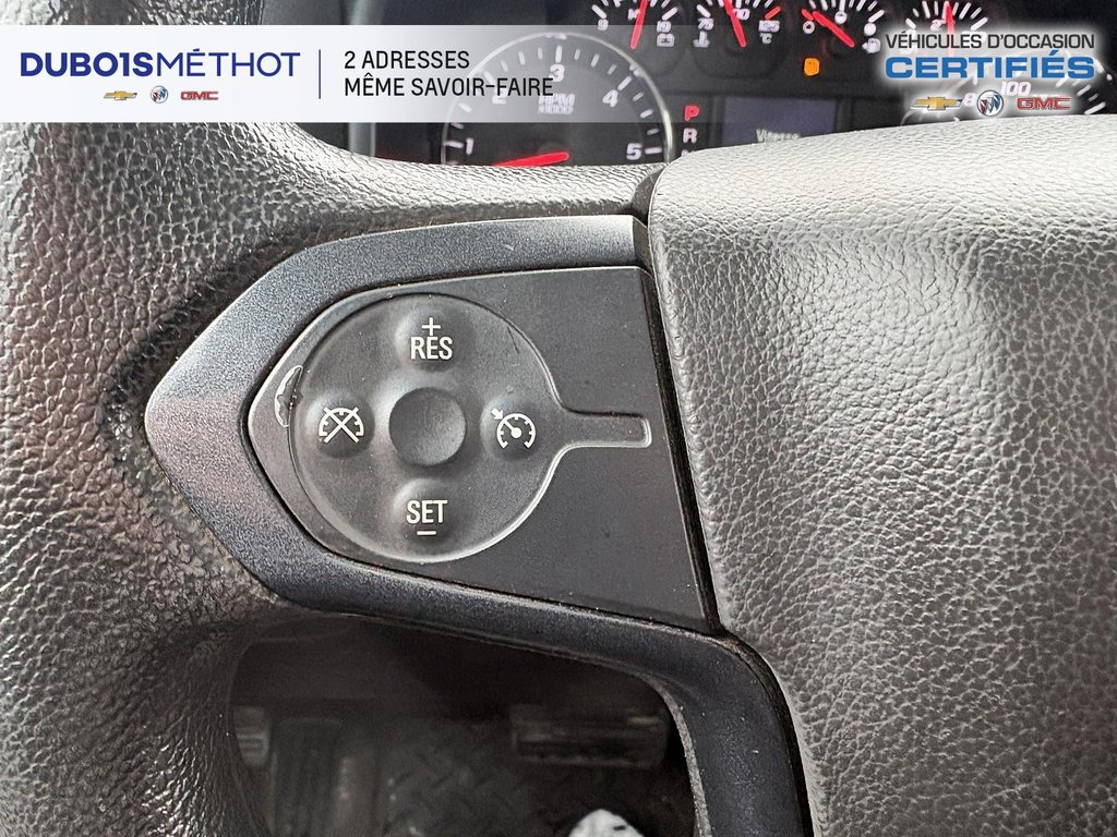 2018 GMC Sierra 1500 BASE, ELEVATION, V8 5.3L, 4x4 !!! in Victoriaville, Quebec - 20 - w1024h768px