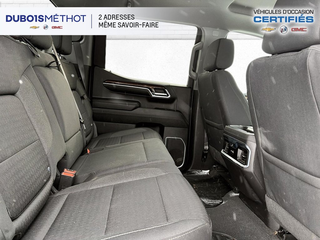 GMC Sierra 1500 ELEVATION, V8 5.3L, 4X4, CREW, CONSOLE !!! 2023 à Victoriaville, Québec - 14 - w1024h768px