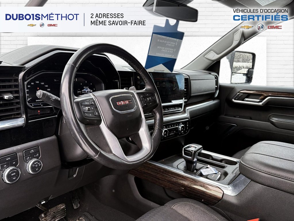 GMC Sierra 1500 ELEVATION, V8 5.3L, 4X4, CREW, CONSOLE !!! 2023 à Victoriaville, Québec - 17 - w1024h768px