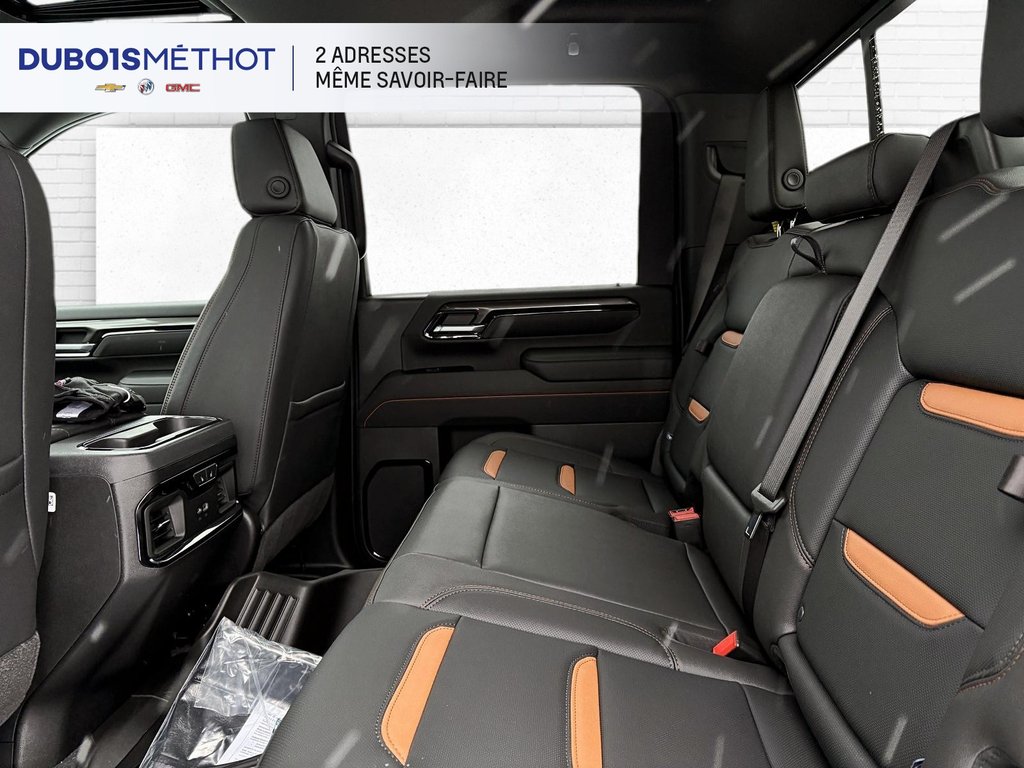 2026 GMC Sierra 2500 HD AT4 in Victoriaville, Quebec - 5 - w1024h768px