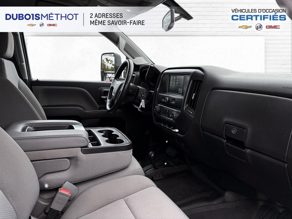 GMC Sierra 2500HD DURAMAX V8 6.6L DIESEL CREW BOITE LONGUE 4X4 !!! 2019 à Plessisville, Québec - 15 - w1024h768px