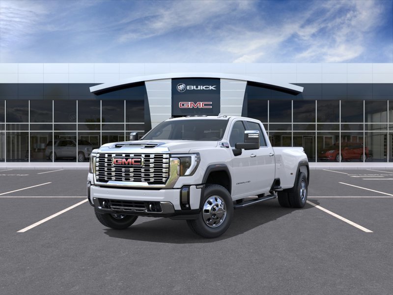 GMC Sierra 3500 HD DENALI DRW 2026 à Victoriaville, Québec - 1 - w1024h768px