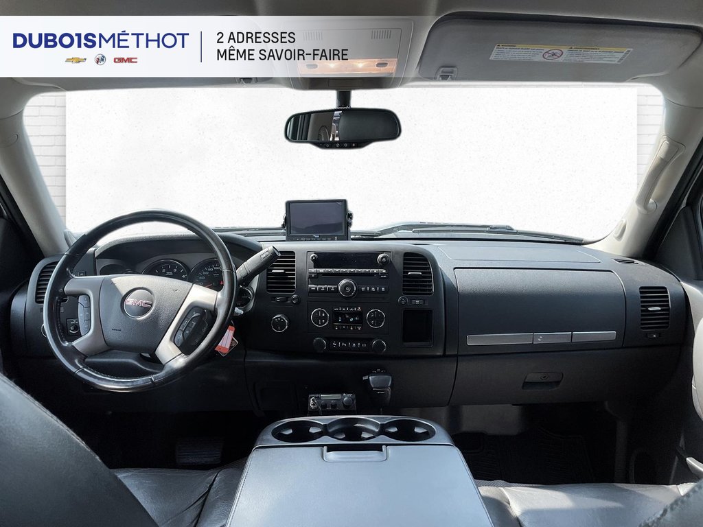 GMC Sierra 3500HD DURAMAX SLE, 3500 HD SIMPLE ROUE BOITE LONGUE CREW 2011 à Victoriaville, Québec - 14 - w1024h768px