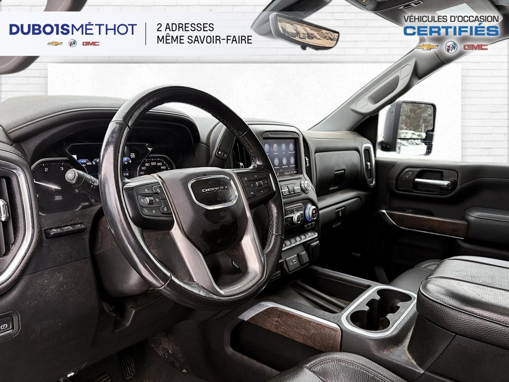 2023 GMC Sierra 3500HD DENALI, DOUBLE ROUES, V8 6.6L DIESEL, CUIR !!! in Victoriaville, Quebec - 14 - w1024h768px
