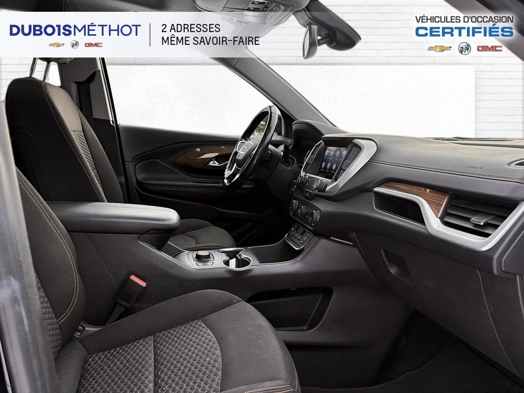 GMC Terrain SLE, AWD, 2.0L TURBO, TOIT PANORAMIQUE !!! 2020 à Plessisville, Québec - 13 - w1024h768px