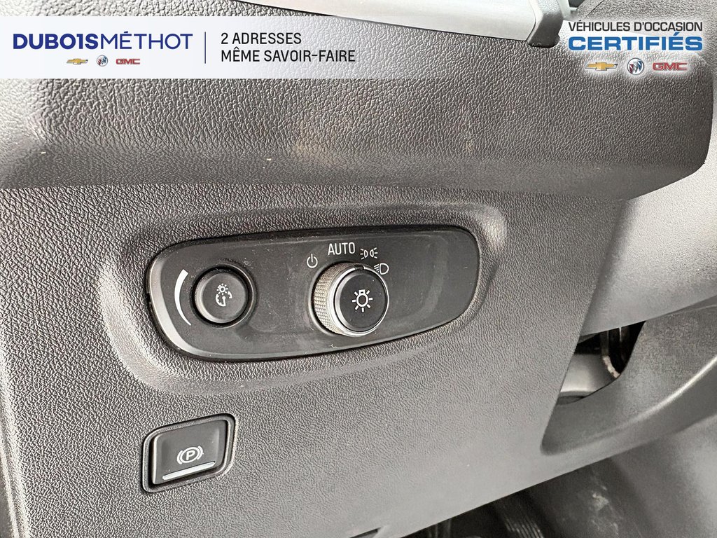 GMC Terrain SLE, AWD, 2.0L TURBO, TOIT PANORAMIQUE !!! 2020 à Plessisville, Québec - 19 - w1024h768px