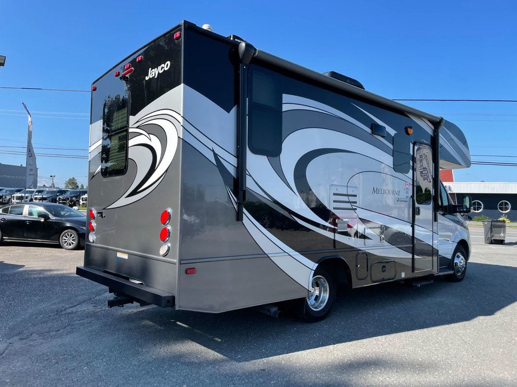 Melbourne 24L, CAMPER MERCEDES, DIESEL, CLASSE C !!! 2020 à Victoriaville, Québec - 8 - w1024h768px