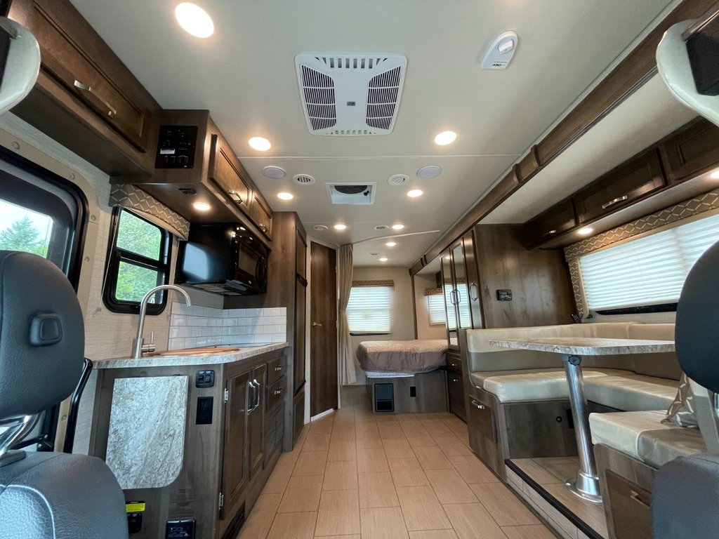 2020  Melbourne 24L, CAMPER MERCEDES, DIESEL, CLASSE C !!! in Plessisville, Quebec - 35 - w1024h768px