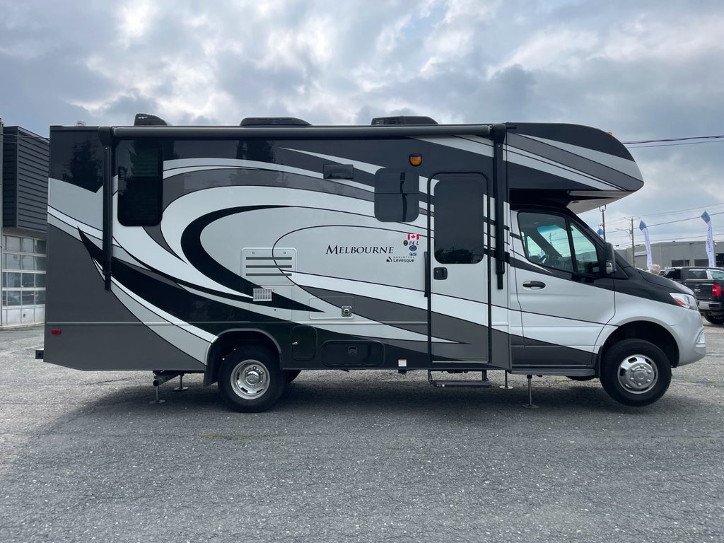 Melbourne 24L, CAMPER MERCEDES, DIESEL, CLASSE C !!! 2020 à Plessisville, Québec - 3 - w1024h768px