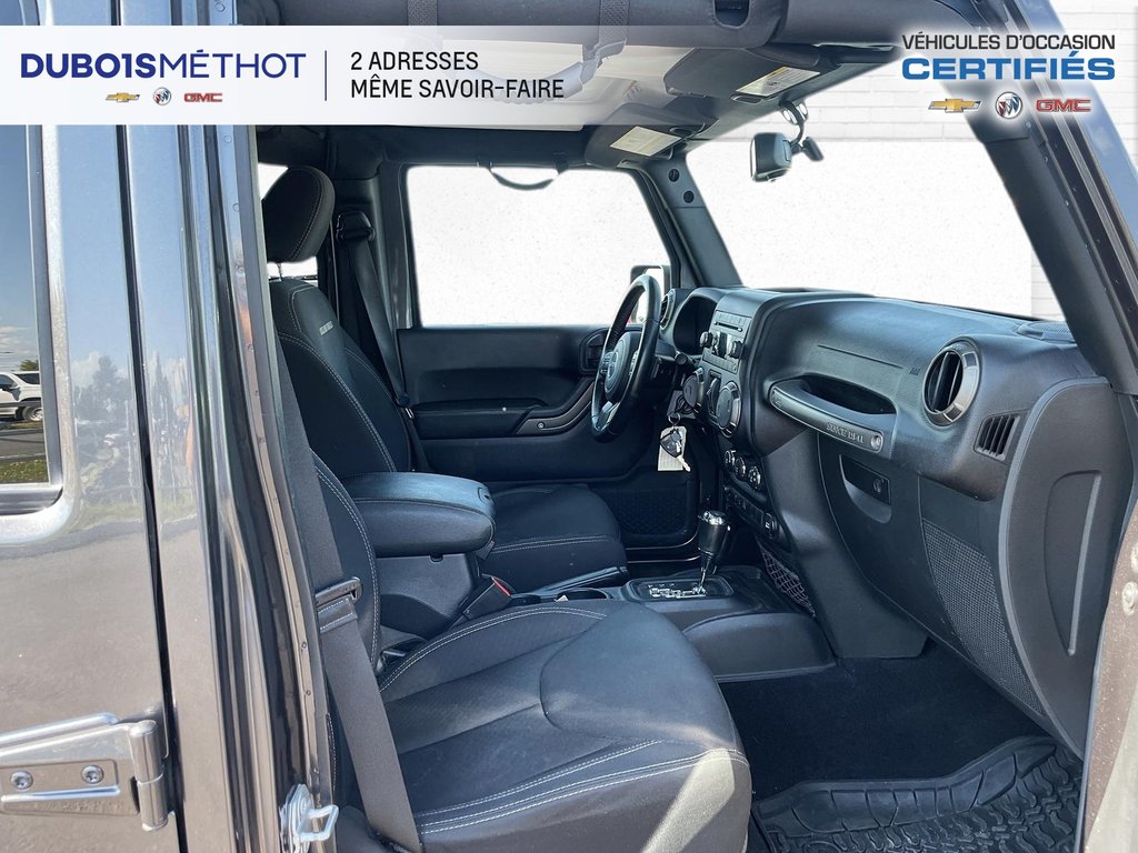 2018 Jeep WRANGLER JK UNLIMITED V6 3.6L AUTOMATIQUE, A/C, 2 TOITS, AUTOMATIQUE !!! in Plessisville, Quebec - 11 - w1024h768px