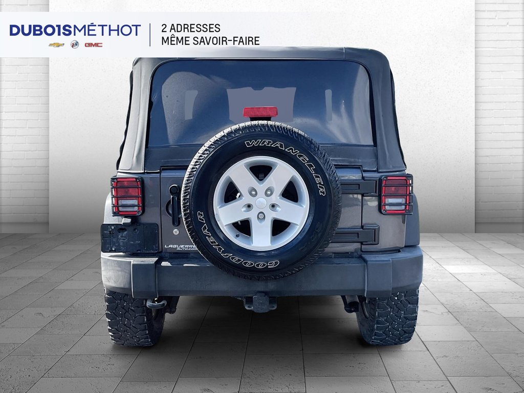 Jeep Wrangler SPORT, MANUEL 2 PORTES V6 3.6L 4X4 TOIT MOU !!! 2014 à Victoriaville, Québec - 7 - w1024h768px