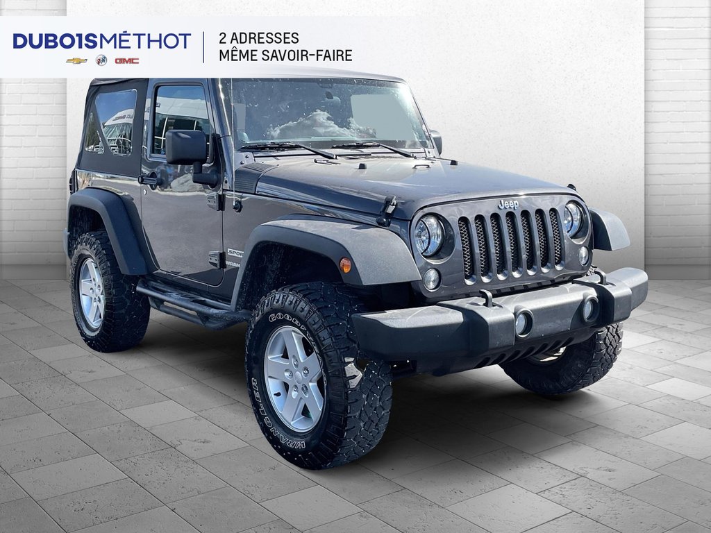 Jeep Wrangler SPORT, MANUEL 2 PORTES V6 3.6L 4X4 TOIT MOU !!! 2014 à Victoriaville, Québec - 9 - w1024h768px