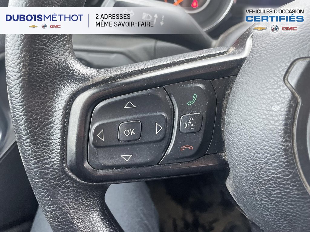 Jeep Wrangler SPORT, MANUEL, 4X4 !!! 2019 à Victoriaville, Québec - 19 - w1024h768px