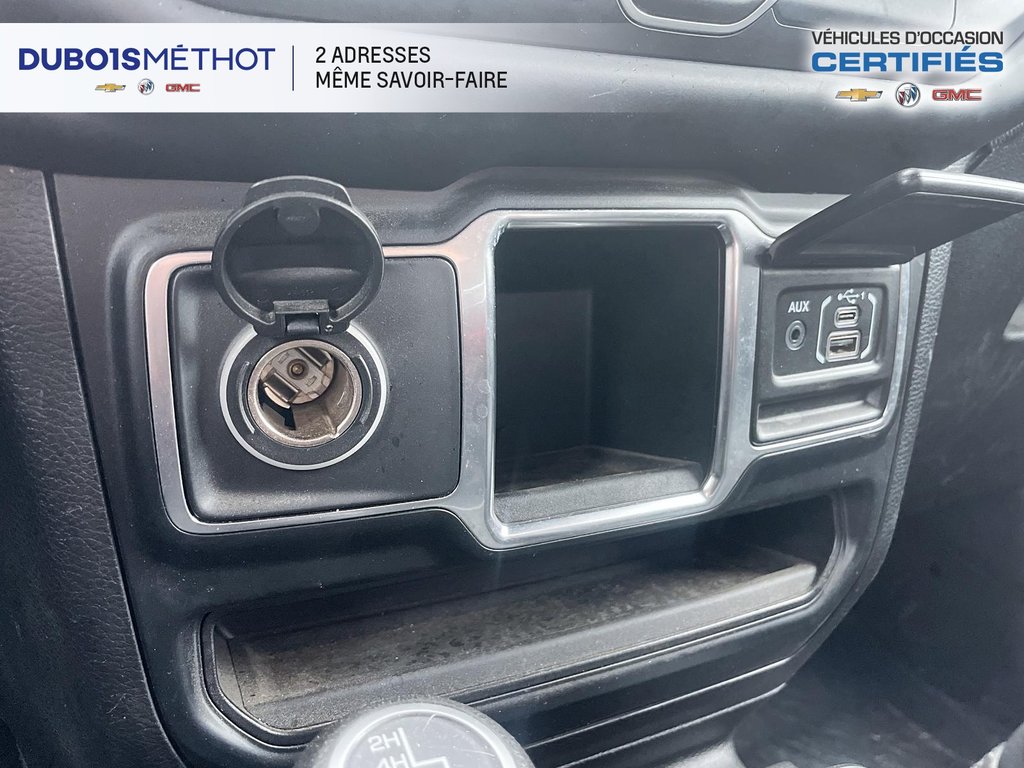 Jeep Wrangler SPORT, MANUEL, 4X4 !!! 2019 à Victoriaville, Québec - 12 - w1024h768px