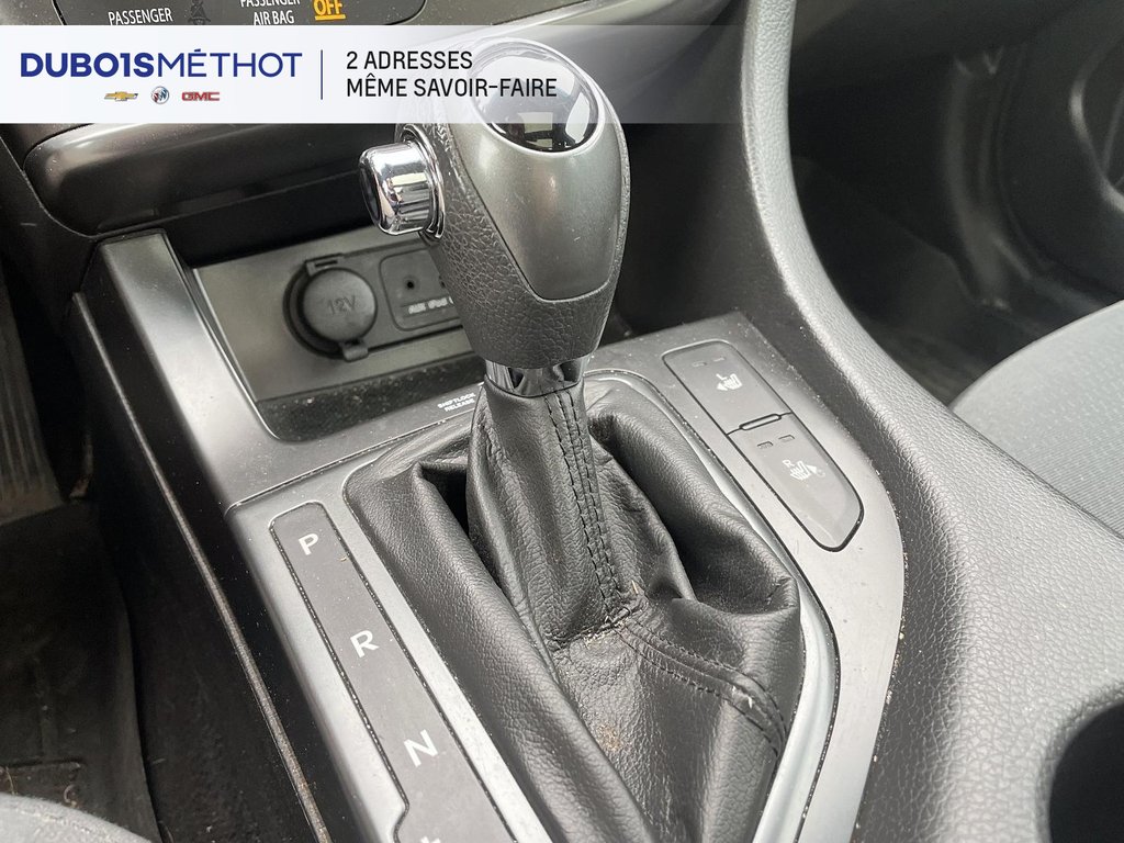 Kia Optima AUTOMATIQUE, TOIT PANORAMIQUE, SIEGES CHAUFFANTS ! 2013 à Victoriaville, Québec - 15 - w1024h768px