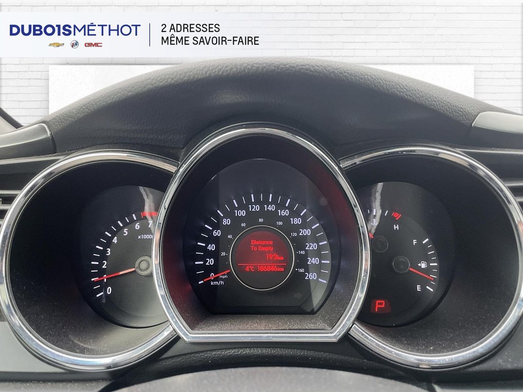 Kia Optima AUTOMATIQUE, TOIT PANORAMIQUE, SIEGES CHAUFFANTS ! 2013 à Victoriaville, Québec - 19 - w1024h768px