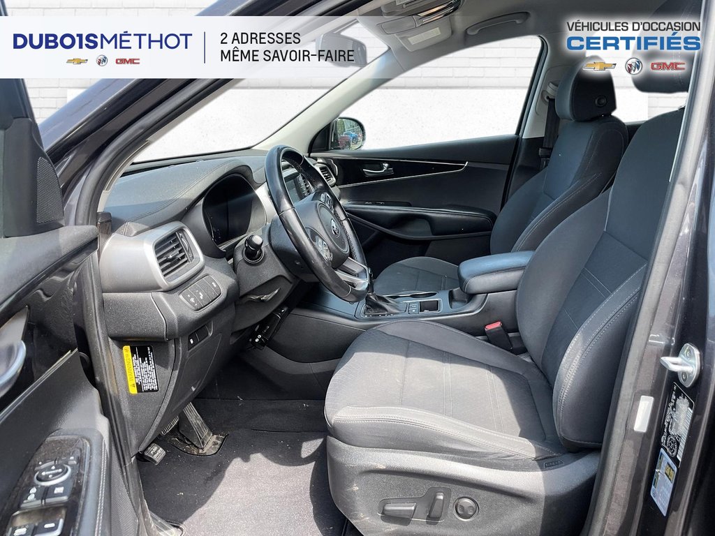 Kia Sorento LX V6, AWD FE, 7 PASSAGERS !!! 2018 à Victoriaville, Québec - 17 - w1024h768px