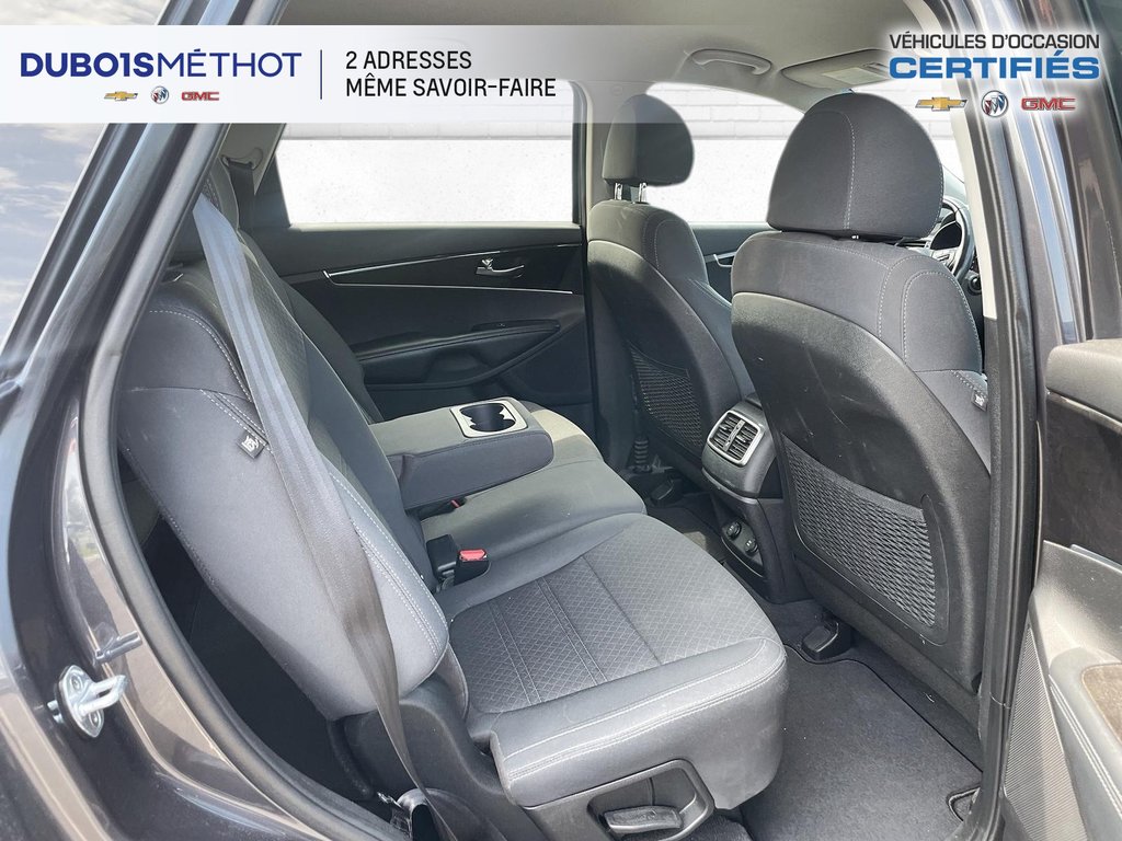Kia Sorento LX V6, AWD FE, 7 PASSAGERS !!! 2018 à Victoriaville, Québec - 11 - w1024h768px