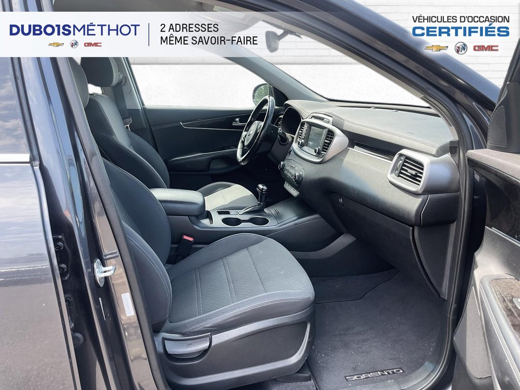 Kia Sorento LX V6, AWD FE, 7 PASSAGERS !!! 2018 à Victoriaville, Québec - 15 - w1024h768px