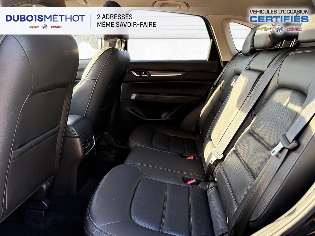 Mazda CX-5 GT, CUIR, TOIT, GPS, AWD 2.5L !!! 2023 à Victoriaville, Québec - 12 - w1024h768px