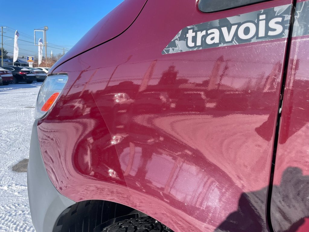 2020  Sprinter Van TRAVOIS VAN, 2500, 4X4, V6 3.0L DIESEL, VAN LIFE ! in Victoriaville, Quebec - 3 - w1024h768px