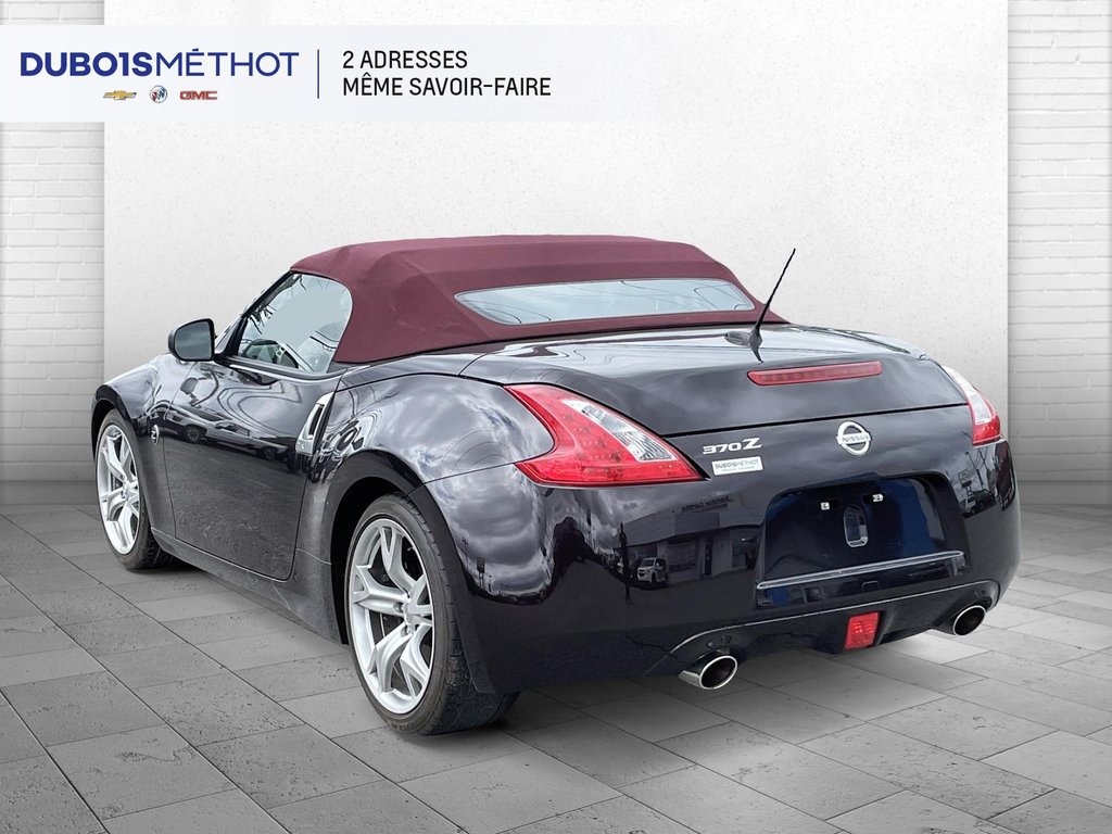 2011  370Z TOURING, CONVERTIBLE, V6 3.7L !!! in Victoriaville, Quebec - 6 - w1024h768px
