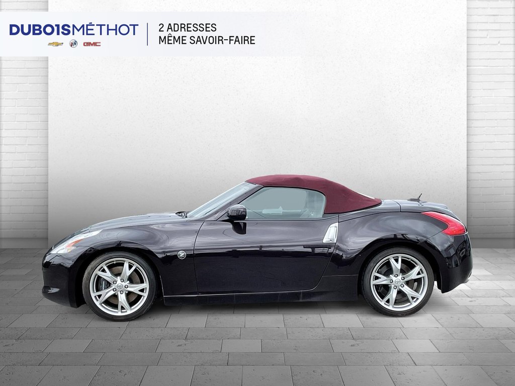 2011  370Z TOURING, CONVERTIBLE, V6 3.7L !!! in Victoriaville, Quebec - 5 - w1024h768px
