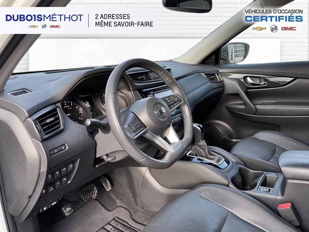 Nissan Rogue SL, AWD, CUIR, TOIT, GPS, BOSE !!! 2017 à Victoriaville, Québec - 19 - w1024h768px