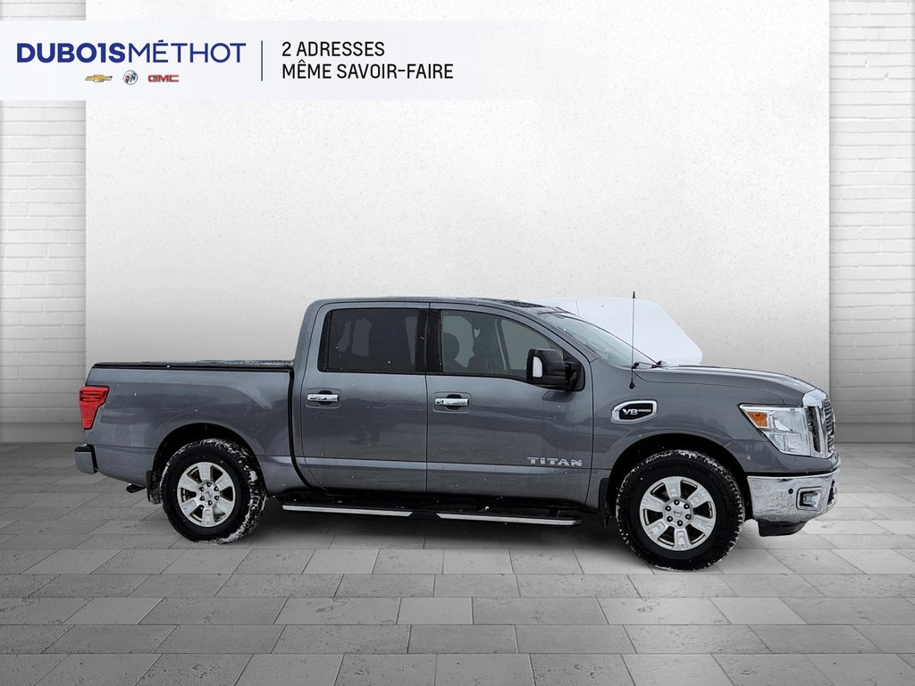 2017 Nissan Titan V8 5.6L ENDURANCE, CREW, 4X4 !!! in Plessisville, Quebec - 9 - w1024h768px