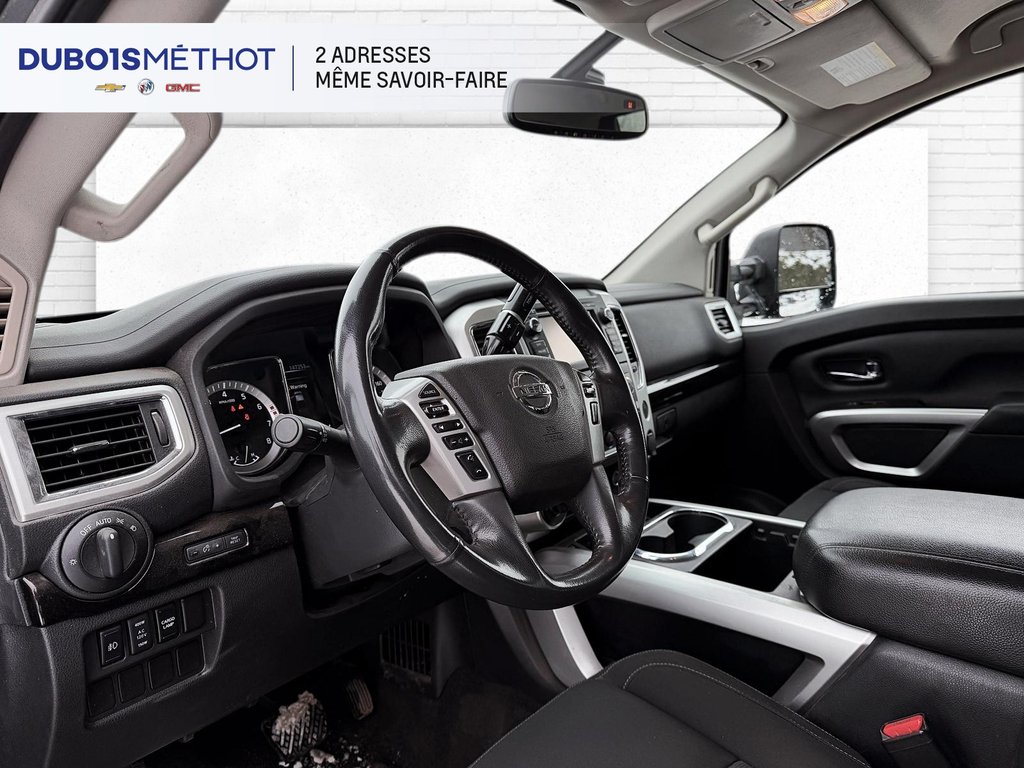 2017 Nissan Titan V8 5.6L ENDURANCE, CREW, 4X4 !!! in Plessisville, Quebec - 17 - w1024h768px