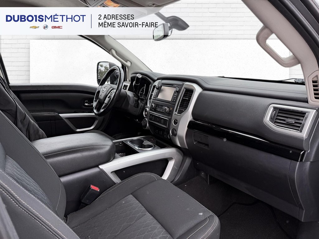 2017 Nissan Titan V8 5.6L ENDURANCE, CREW, 4X4 !!! in Plessisville, Quebec - 15 - w1024h768px