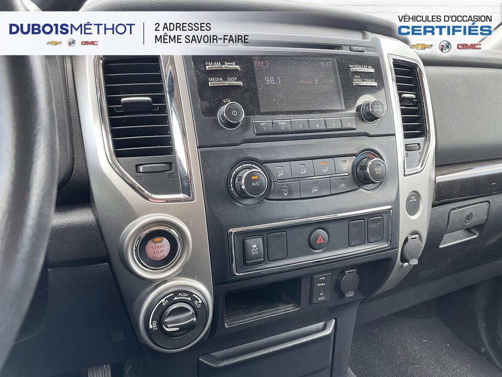 2018 Nissan Titan V8 5.6L, SV 4X4, 6 PASSAGERS, in Victoriaville, Quebec - 19 - w1024h768px