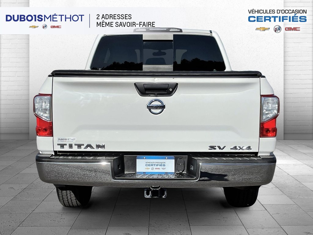 Nissan Titan V8 5.6L, SV 4X4, 6 PASSAGERS, 2018 à Plessisville, Québec - 6 - w1024h768px