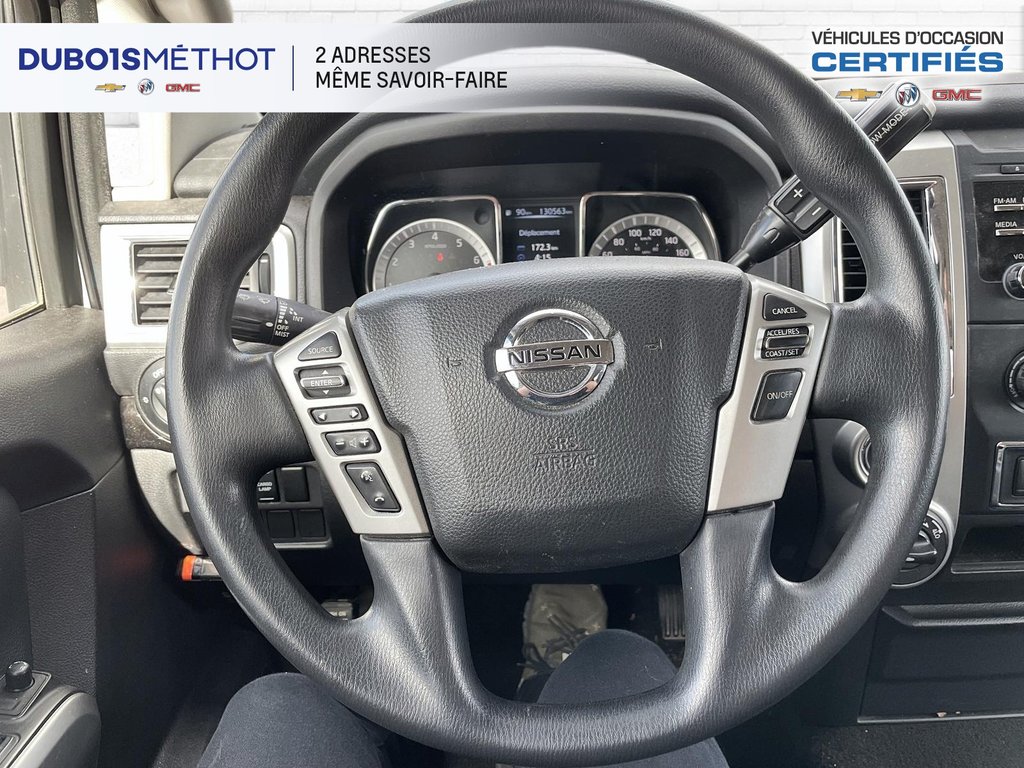 2018 Nissan Titan V8 5.6L, SV 4X4, 6 PASSAGERS, in Victoriaville, Quebec - 22 - w1024h768px