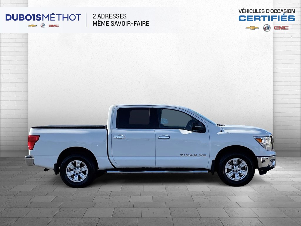 Nissan Titan V8 5.6L, SV 4X4, 6 PASSAGERS, 2018 à Plessisville, Québec - 8 - w1024h768px