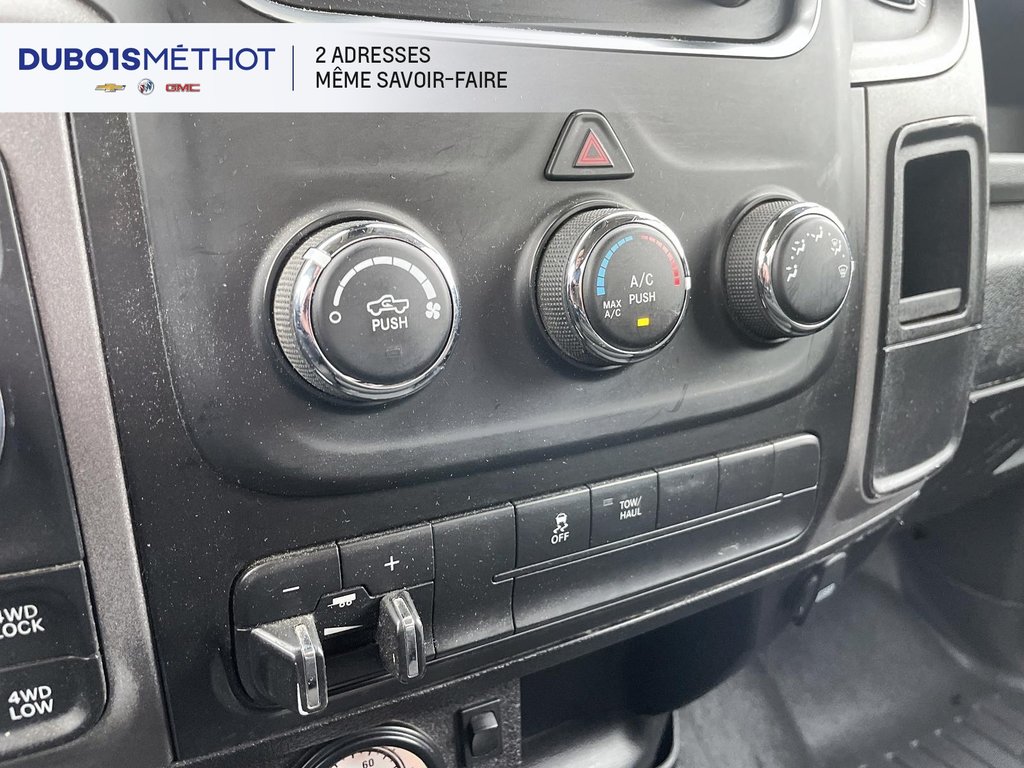 Ram 1500 Classic TRADESMAN, HEMI 5.7L, 4X4, CAB REGULIER 8 PIEDS !! 2020 à Victoriaville, Québec - 18 - w1024h768px