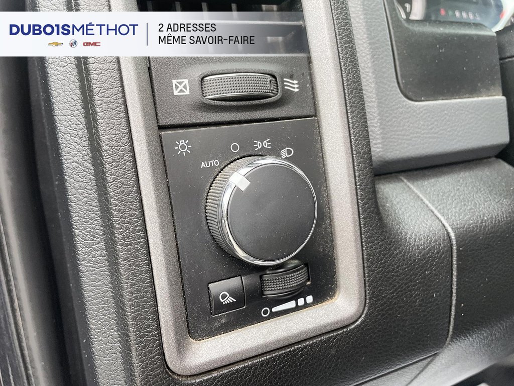 Ram 1500 Classic TRADESMAN, HEMI 5.7L, 4X4, CAB REGULIER 8 PIEDS !! 2020 à Victoriaville, Québec - 16 - w1024h768px