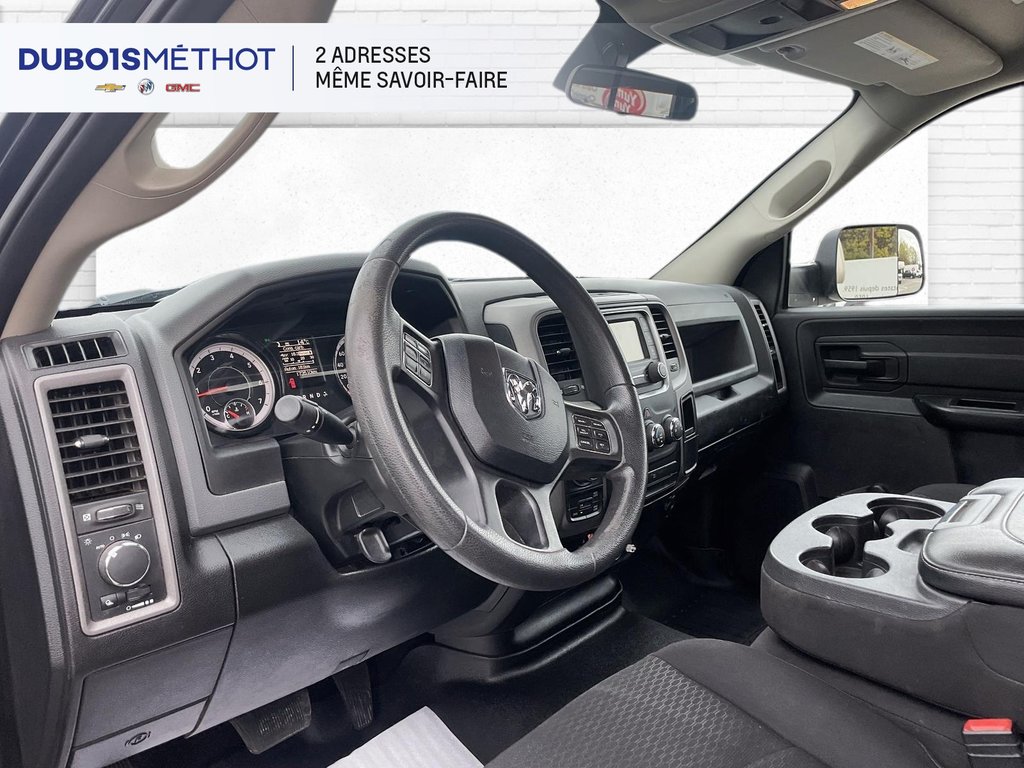 Ram 1500 Classic TRADESMAN, HEMI 5.7L, 4X4, CAB REGULIER 8 PIEDS !! 2020 à Victoriaville, Québec - 15 - w1024h768px