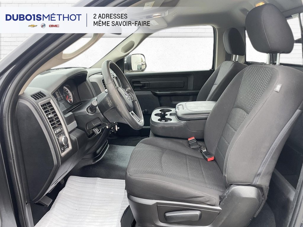 Ram 1500 Classic TRADESMAN, HEMI 5.7L, 4X4, CAB REGULIER 8 PIEDS !! 2020 à Victoriaville, Québec - 11 - w1024h768px