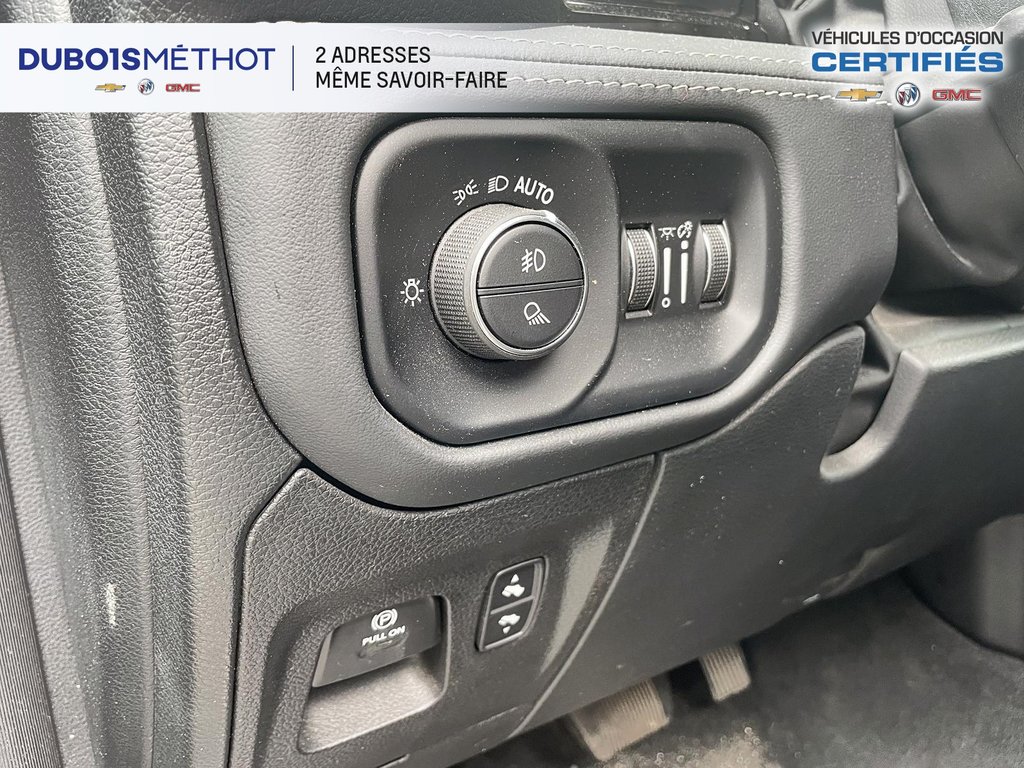 Ram 1500 LIMITED, HEMI V8 5.7L, 4X4, CREW, CUIR !!! 2022 à Plessisville, Québec - 23 - w1024h768px