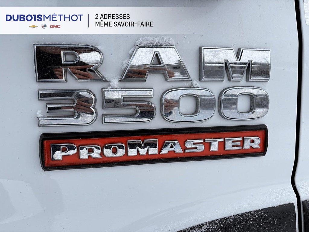 2018 Ram ProMaster Cargo Van 3500, HIGH ROOF, V6 3.6L !!! in Victoriaville, Quebec - 14 - w1024h768px