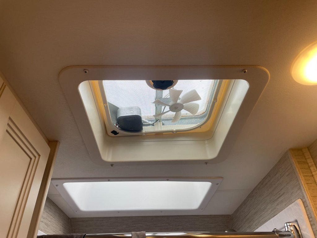Thor Motor Coach Axis 25.6 VR LUXUEUX, V10 7.3 !!! 2022 à Victoriaville, Québec - 34 - w1024h768px