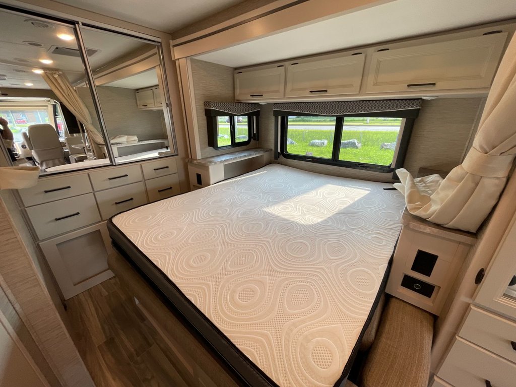 Thor Motor Coach Axis 25.6 VR LUXUEUX, V10 7.3 !!! 2022 à Victoriaville, Québec - 25 - w1024h768px