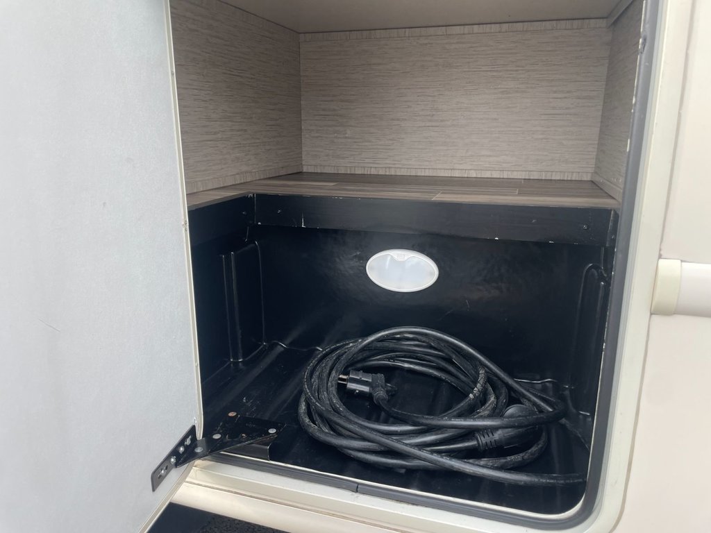 Thor Motor Coach Axis 25.6 VR LUXUEUX, V10 7.3 !!! 2022 à Victoriaville, Québec - 14 - w1024h768px