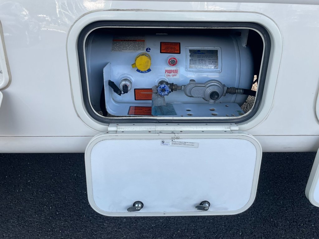 Thor Motor Coach Axis 25.6 VR LUXUEUX, V10 7.3 !!! 2022 à Victoriaville, Québec - 71 - w1024h768px